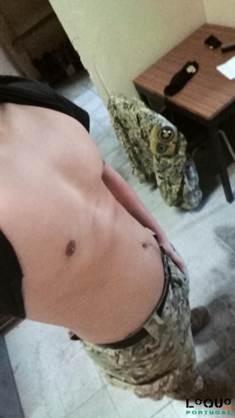 Acompanhantes Masculinos Porto: Ensinem me a fazer um minete pff