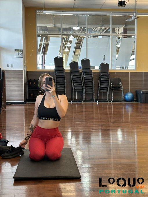 Acompanhantes Viseu: Charme e sensualidade com Mélaine